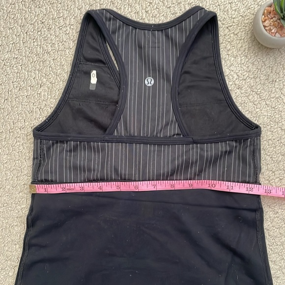 Lululemon deep v tank black with black and grey stripes - Picture 5 of 8